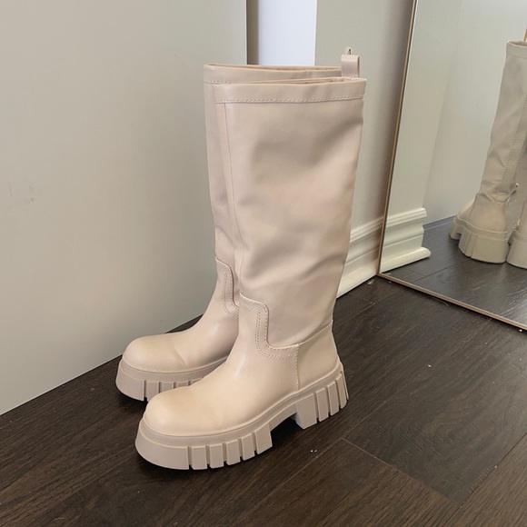 Zara Shoes - Zara off white tall boots